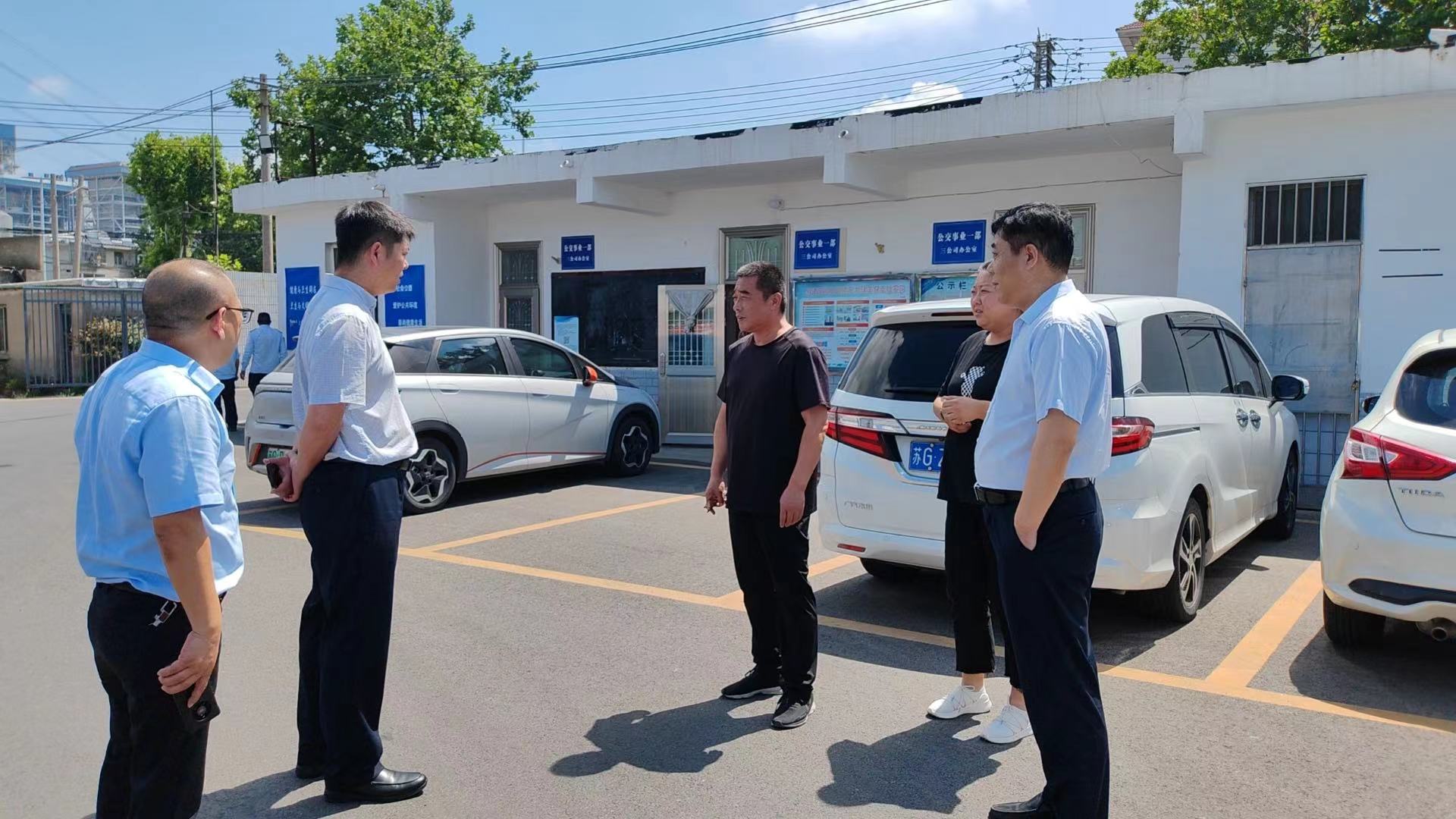 戰(zhàn)酷暑 防汛期 | 公交集團(tuán)開展防汛防臺(tái)安全大檢查工作