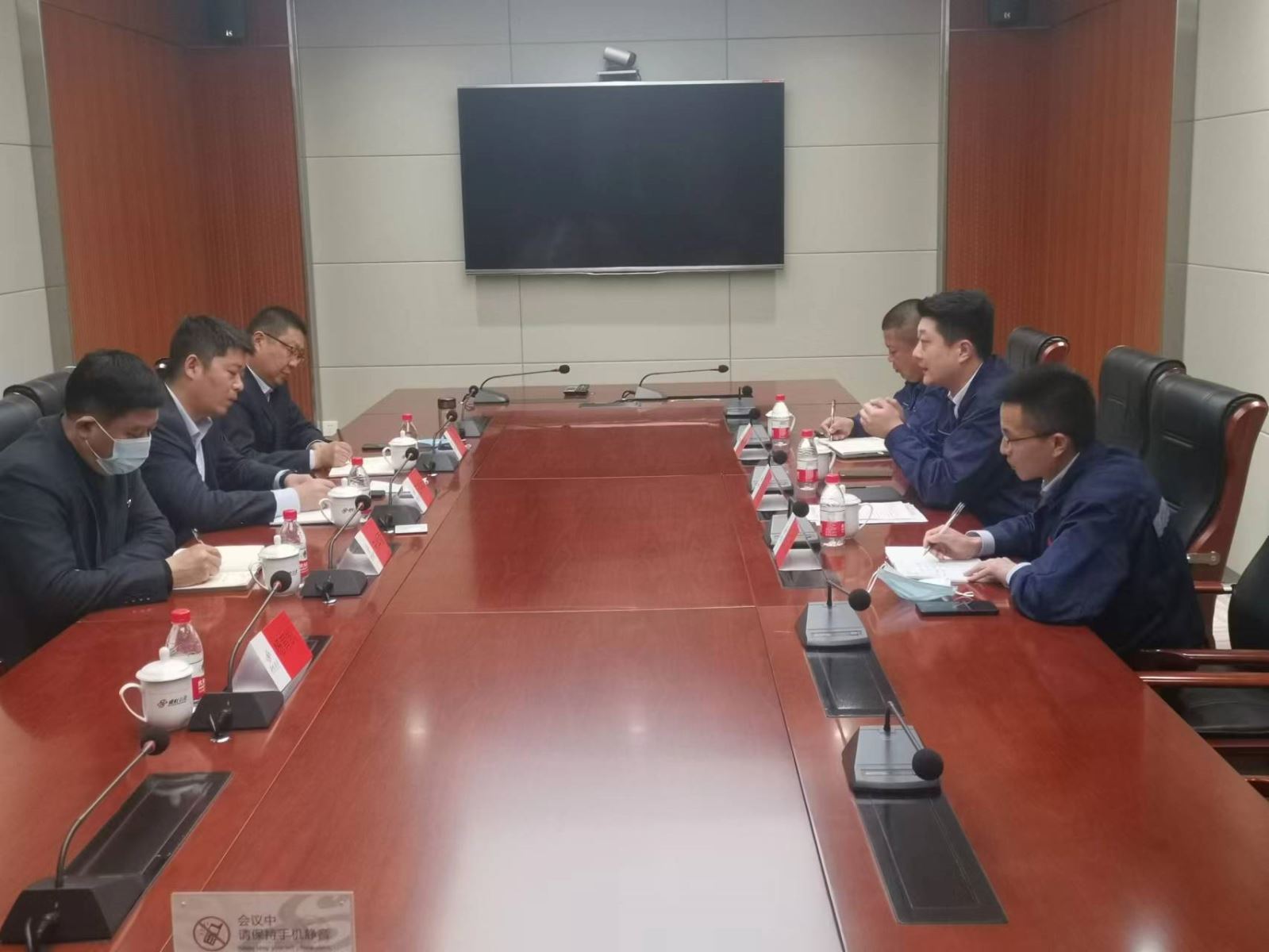 公交集團赴盛虹石化集團洽談業(yè)務(wù)合作