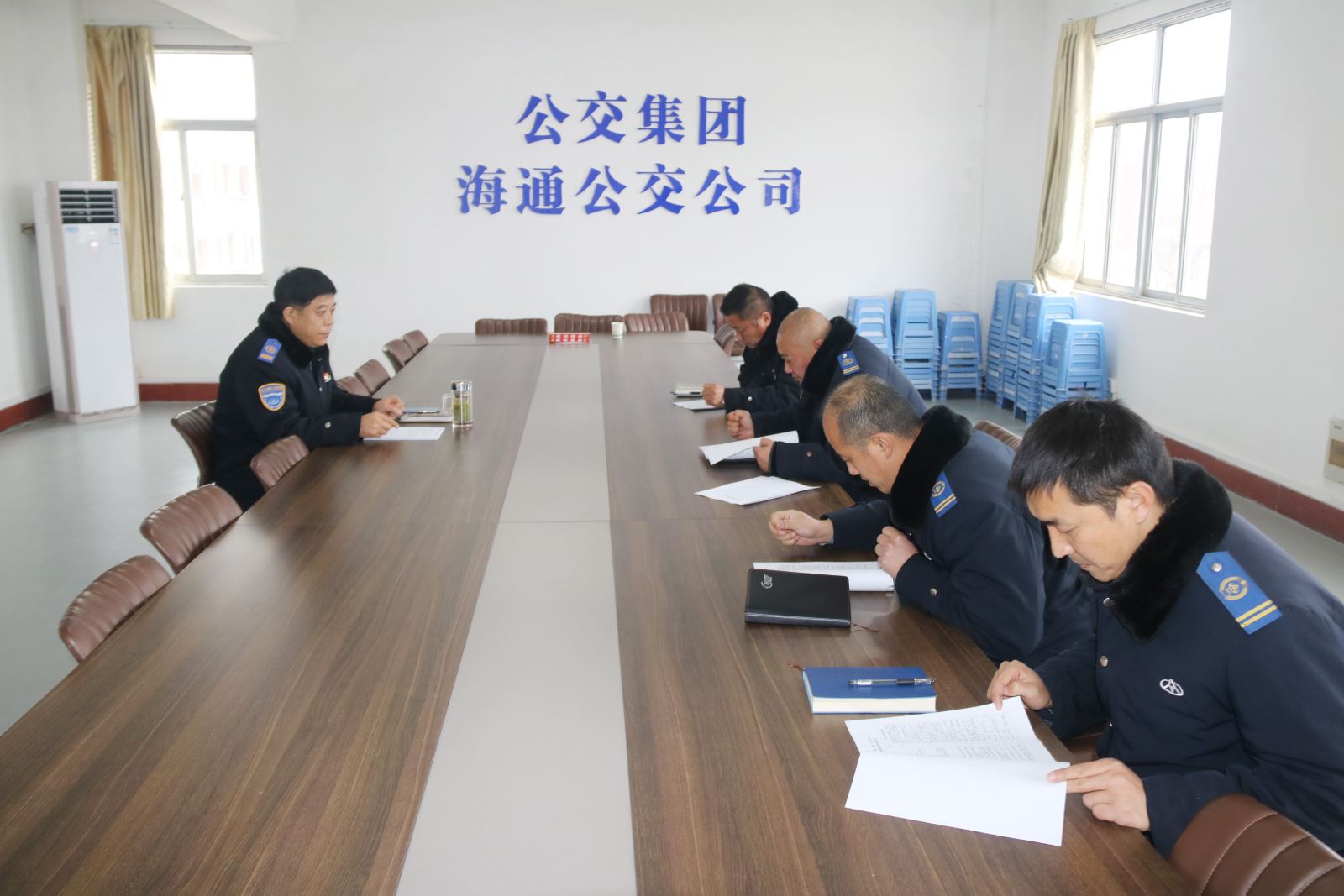 公交集團(tuán)公交事業(yè)一部與分公司簽訂經(jīng)營目標(biāo)責(zé)任書