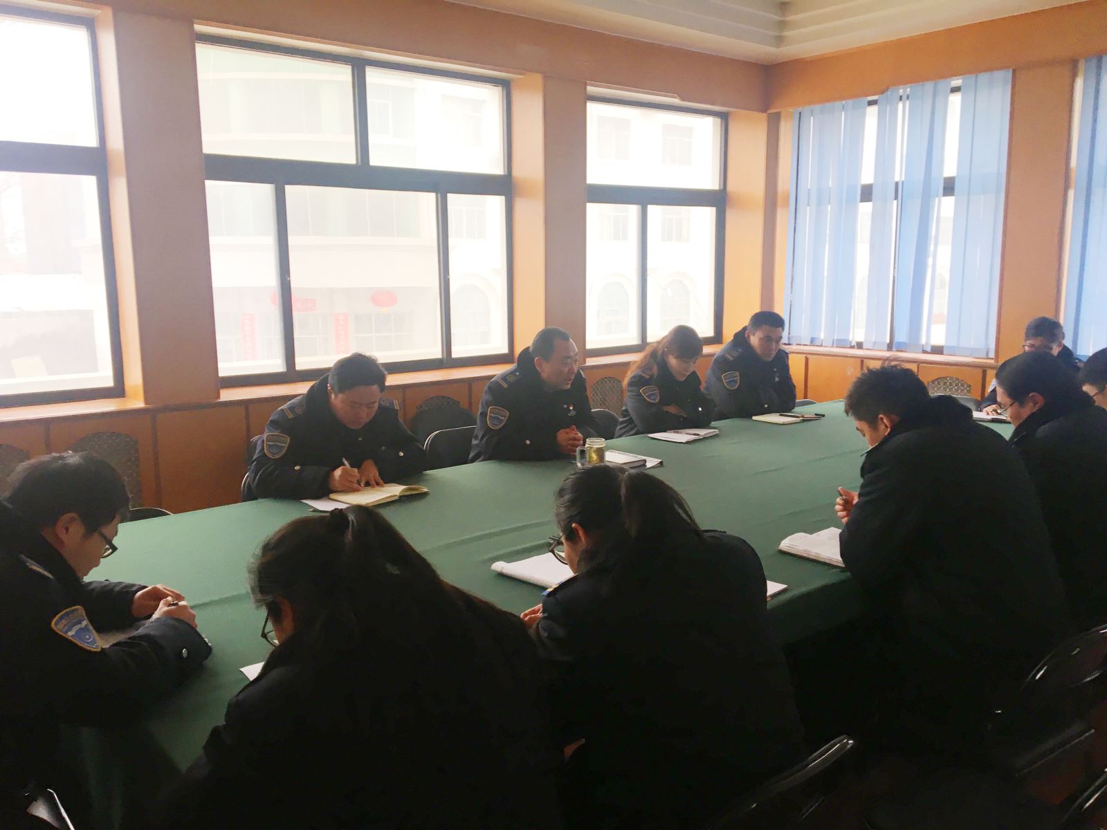 公交集團(tuán)經(jīng)營發(fā)展事業(yè)部召開節(jié)后“收心會”